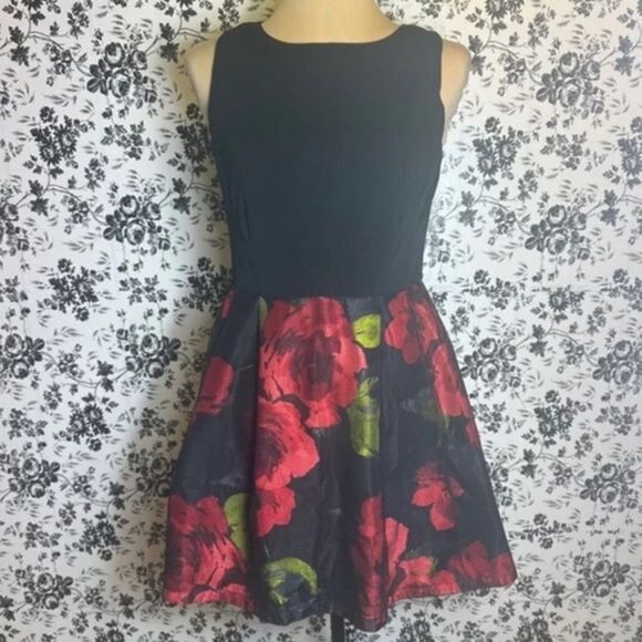 Studio One - Picture 2 of 6